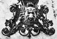 An illustration from English ironwork of the XVIIth & XVIIIth centuries; an historical & analytical account of the development of exterior smithcraft (1911)