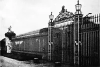 An illustration from English ironwork of the XVIIth & XVIIIth centuries; an historical & analytical account of the development of exterior smithcraft (1911)