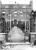 An illustration from English ironwork of the XVIIth & XVIIIth centuries; an historical & analytical account of the development of exterior smithcraft (1911)