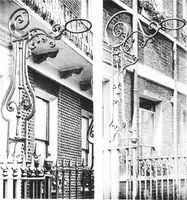 An illustration from English ironwork of the XVIIth & XVIIIth centuries; an historical & analytical account of the development of exterior smithcraft (1911)