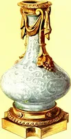 Picture 3 of 24 from A book of porcelain, fine examples in the Victoria & Albert Museum (1910), leaf 32