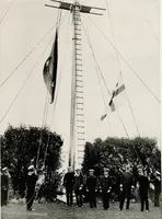 Picture 7 of 98 from Flags of the world (1917), leaf 20