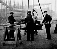 An illustration from The shipbuilding industry; its history, practice, science and finance (1905)