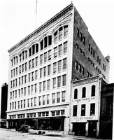 An illustration from Selections from the latest work of Milburn, Heister & Co., architects (1919)
