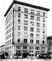 An illustration from Selections from the latest work of Milburn, Heister & Co., architects (1919)