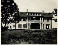 An illustration from Fireproof construction : for houses and other buildings of moderate cost (1911)