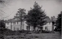 An illustration from Current architecture: published in connection with a joint exibition [sic] held in Boston November 1916 (1916)