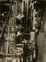 Picture 238 of 305 from Cyclopedia of applied electricity : a general reference work on direct-current generators and motors, storage batteries, electrochemistry, welding, electric wiring, meters, electric lighting, electric railways, power stations, switchboards, power transmission, alternating-current machinery, telegraphy, etc. (1916), leaf 383