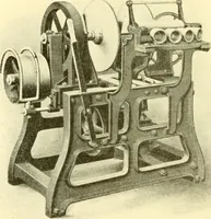 Picture 95 of 171 from Cyclopedia of textile work : a general reference library on cotton, woollen and worsted yarn manufacture, weaving, designing, chemistry and dyeing, finishing, knitting, and allied subjects (1907), leaf 202