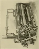 An illustration from Cyclopedia of textile work : a general reference library on cotton, woolen and worsted yarn manufacture, weaving, designing, chemistry and dyeing, finishing, knitting, and allied subjects (1911)