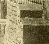 An illustration from Cyclopedia of textile work : a general reference library on cotton, woollen and worsted yarn manufacture, weaving, designing, chemistry and dyeing, finishing, knitting, and allied subjects (1907)