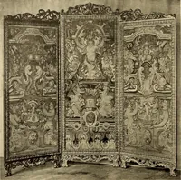 Picture 348 of 482 from Decorative textiles; an illustrated book on coverings for furniture, walls and floors, including damasks, brocades and velvets, tapestries, laces, embroideries, chintzes, cretonnes, drapery and furniture trimmings, wall papers, carpets and rugs, tooled and illuminated leathers (1918), leaf 345