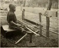 An illustration from De inlandsche kunstnijverheid in Nederlandsch Indië (1912)