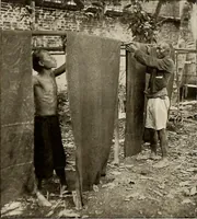 An illustration from De inlandsche kunstnijverheid in Nederlandsch Indië (1912)