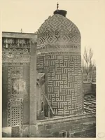 Picture 25 of 89 from Denkmäler persischer Baukunst : geschichtliche Untersuchung und Aufnahme muhammedanischer Backsteinbauten in Vorderasien und Persien (1901), leaf 29