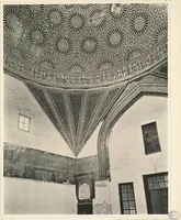 An illustration from Denkmäler persischer Baukunst : geschichtliche Untersuchung und Aufnahme muhammedanischer Backsteinbauten in Vorderasien und Persien (1901)