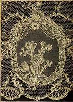 Picture 87 of 216 from Dentelles et guipures : anciennes et modernes, imitations ou copies. Varieté des genres et des points. 52 portraits documentaires, 249 échantillons de dentelles, collerettes, fraises, manchettes, rabats, etc. (1904), leaf 164