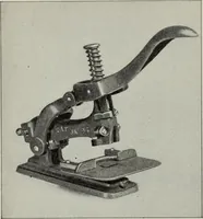 An illustration from Desk book of type specimens, borders, ornaments, brass rules and cuts : catalogue of printing machinery and printers' supplies (1900)