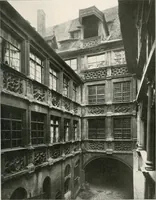 An illustration from Deutsche Baukunst des Mittelalters und der Renaissance : Old German architecture: Ancienne architecture Allemande (1920)