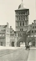Picture 137 of 197 from Deutsche Baukunst des Mittelalters und der Renaissance : Old German architecture: Ancienne architecture Allemande (1920), leaf 153
