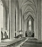 An illustration from Deutsche Baukunst des Mittelalters und der Renaissance : Old German architecture: Ancienne architecture Allemande (1920)