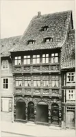 An illustration from Deutsche Baukunst des Mittelalters und der Renaissance : Old German architecture: Ancienne architecture Allemande (1920)