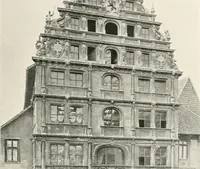 An illustration from Deutsche Baukunst des Mittelalters und der Renaissance : Old German architecture: Ancienne architecture Allemande (1920)