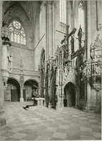 An illustration from Deutsche Baukunst des Mittelalters und der Renaissance : Old German architecture: Ancienne architecture Allemande (1920)