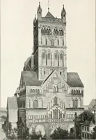 An illustration from Deutsche Baukunst des Mittelalters und der Renaissance : Old German architecture: Ancienne architecture Allemande (1920)