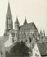 An illustration from Deutsche Baukunst des Mittelalters und der Renaissance : Old German architecture: Ancienne architecture Allemande (1920)