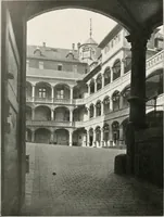 An illustration from Deutsche Baukunst des Mittelalters und der Renaissance : Old German architecture: Ancienne architecture Allemande (1920)