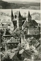 An illustration from Deutsche Baukunst des Mittelalters und der Renaissance : Old German architecture: Ancienne architecture Allemande (1920)