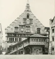 An illustration from Deutsche Baukunst des Mittelalters und der Renaissance : Old German architecture: Ancienne architecture Allemande (1920)