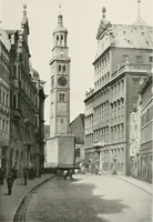 An illustration from Deutsche Baukunst des Mittelalters und der Renaissance : Old German architecture: Ancienne architecture Allemande (1920)
