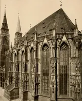 An illustration from Deutsche Baukunst des Mittelalters und der Renaissance = old German architecture (1922)