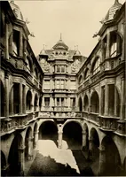 An illustration from Deutsche Baukunst des Mittelalters und der Renaissance = old German architecture (1922)
