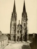 An illustration from Deutsche Baukunst des Mittelalters und der Renaissance = old German architecture (1922)