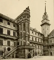 An illustration from Deutsche Baukunst des Mittelalters und der Renaissance = old German architecture (1922)