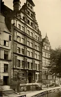 An illustration from Deutsche Baukunst des Mittelalters und der Renaissance = old German architecture (1922)