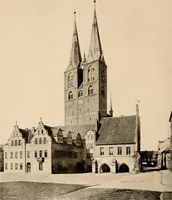 Picture 156 of 197 from Deutsche Baukunst des Mittelalters und der Renaissance = old German architecture (1922), leaf 181