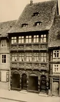 Picture 176 of 197 from Deutsche Baukunst des Mittelalters und der Renaissance = old German architecture (1922), leaf 205