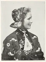 Picture 10 of 19 from De Volken der aarde (1903), leaf 256