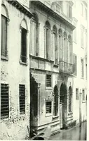 An illustration from A dictionary of architecture and building : biographical, historical, and descriptive (1902)