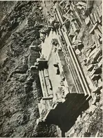 An illustration from Die Baukunst des Altertums (1910)