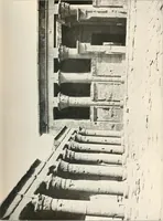 An illustration from Die Baukunst des Altertums (1910)