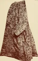 An illustration from Die Kunst des Zeugdrucks vom Mittelalter bis zur Empirezeit (1898)