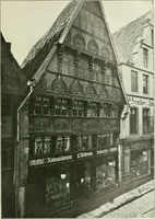 An illustration from Die älteste Kunst, insbesondere di Baukunst, der Germanen (1909)