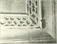 An illustration from Die Ornamente der Hakim- und Ashar-Moschee; Materialien zur Geschichte der älteren Kunst des Islam (1912)