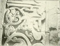 An illustration from Die Ornamente der Hakim- und Ashar-Moschee; Materialien zur Geschichte der älteren Kunst des Islam (1912)
