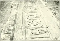 An illustration from Die Ornamente der Hakim- und Ashar-Moschee; Materialien zur Geschichte der älteren Kunst des Islam (1912)